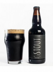 stout_garrafa_01