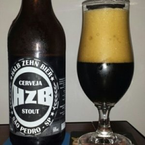 Halb Zehn Bier Stout