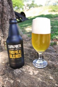 Capa Preta Tropical Blonde Motueka